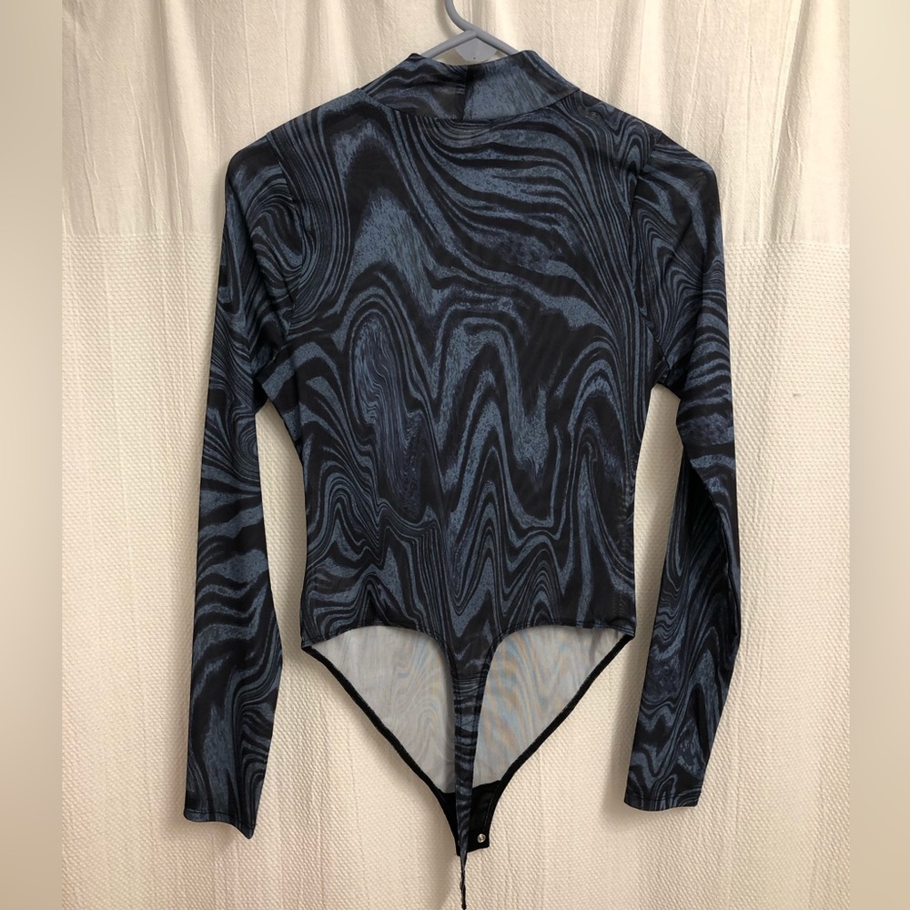 Good American Blue Inkswirl Mesh Mock Neck bikini bodysuit - Picture 4 of 4